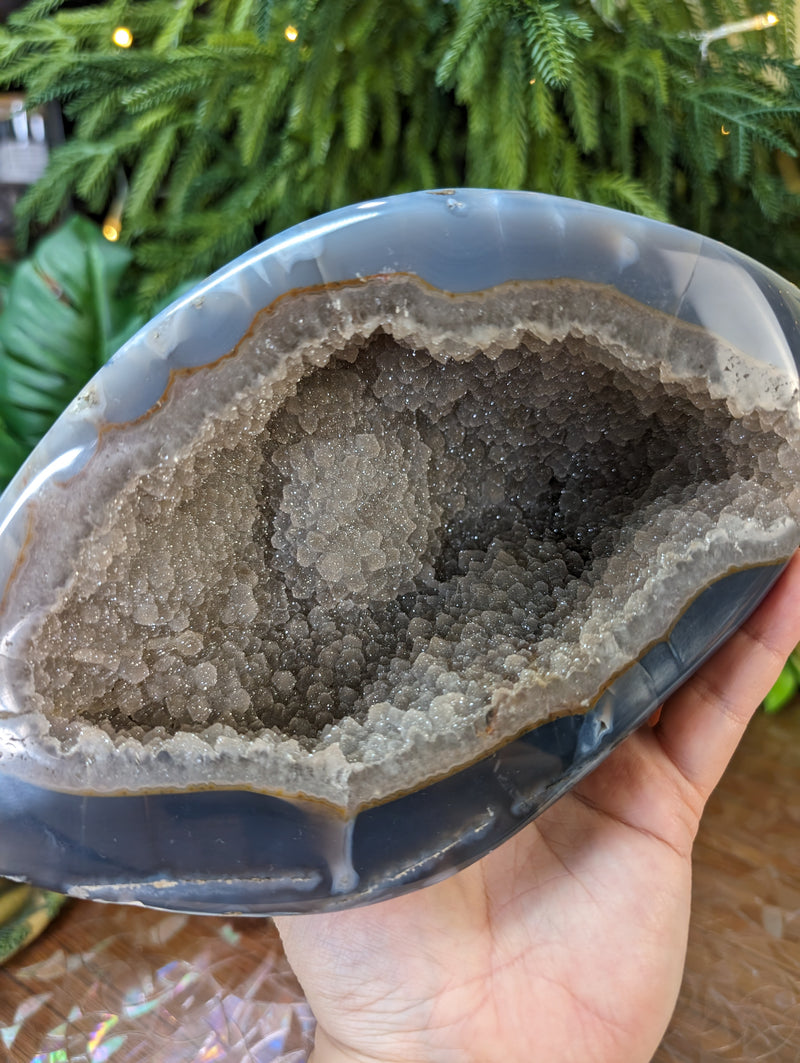 STUNNING Sugar Druzy Geode