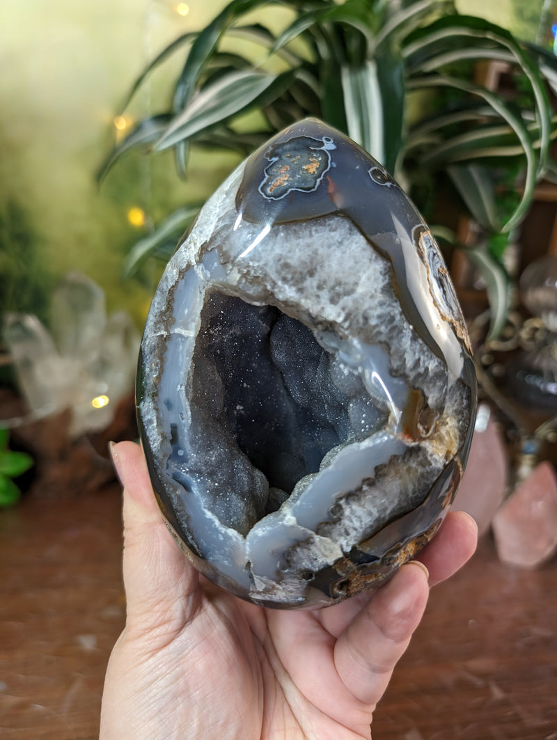 Chalcedony Geode Egg with Agate