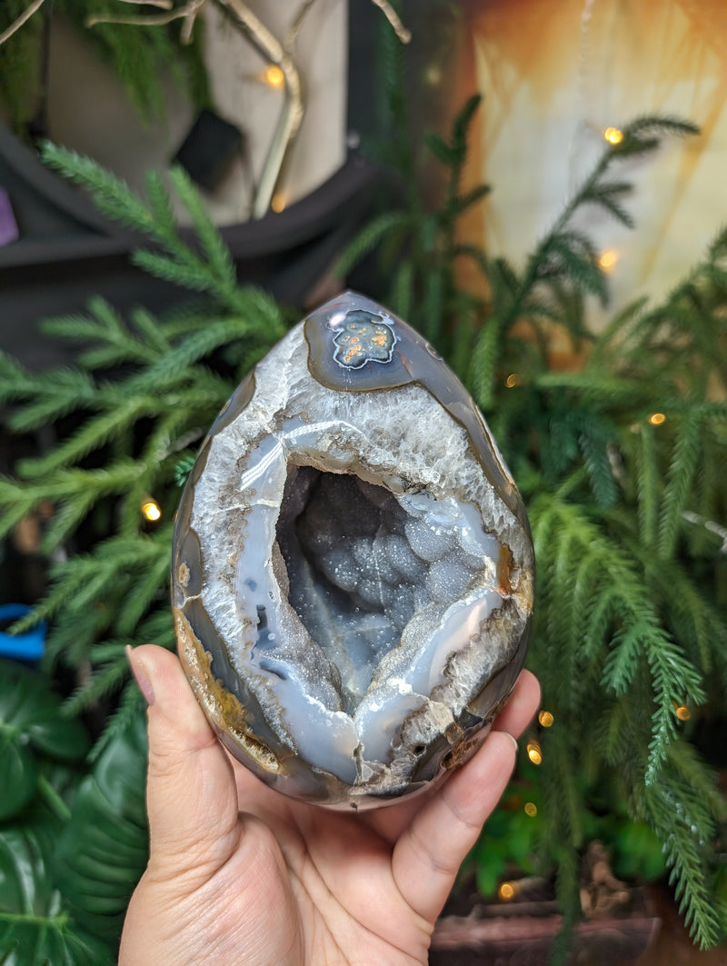 Chalcedony Geode Egg with Agate