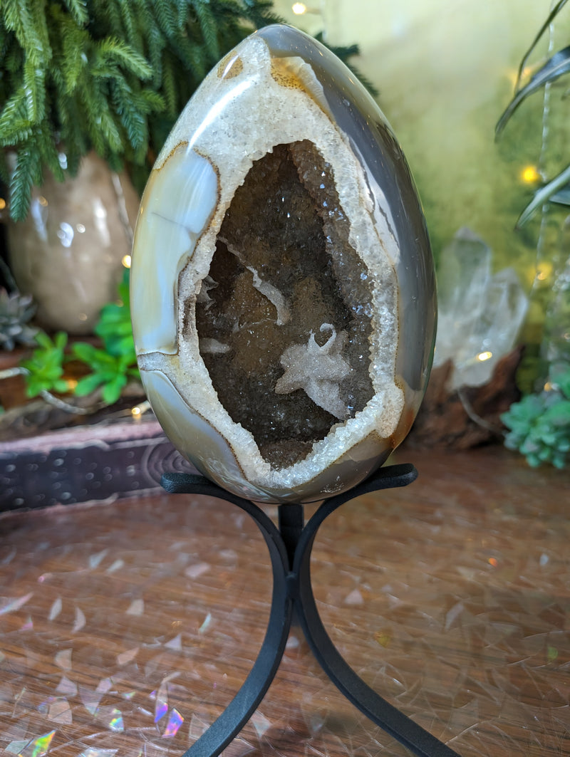 Agate & Quartz Geode Egg