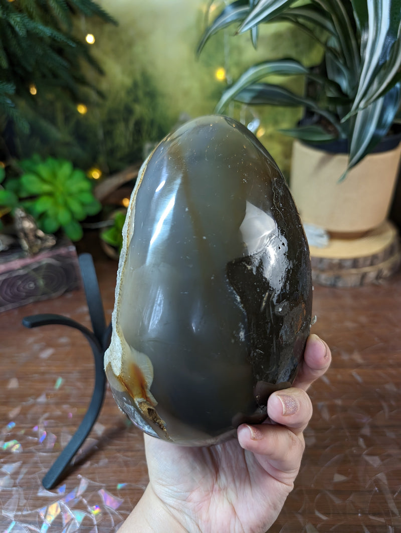 Agate & Quartz Geode Egg