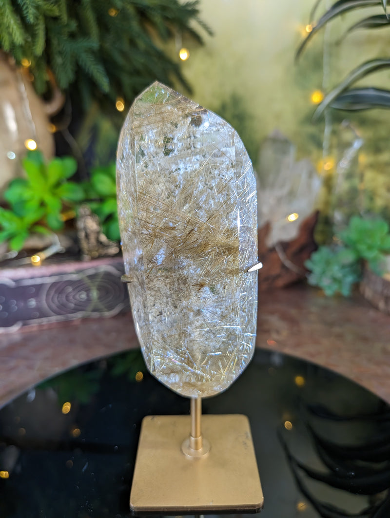 Gold Rutilated Quartz with 5 Penetrator Points